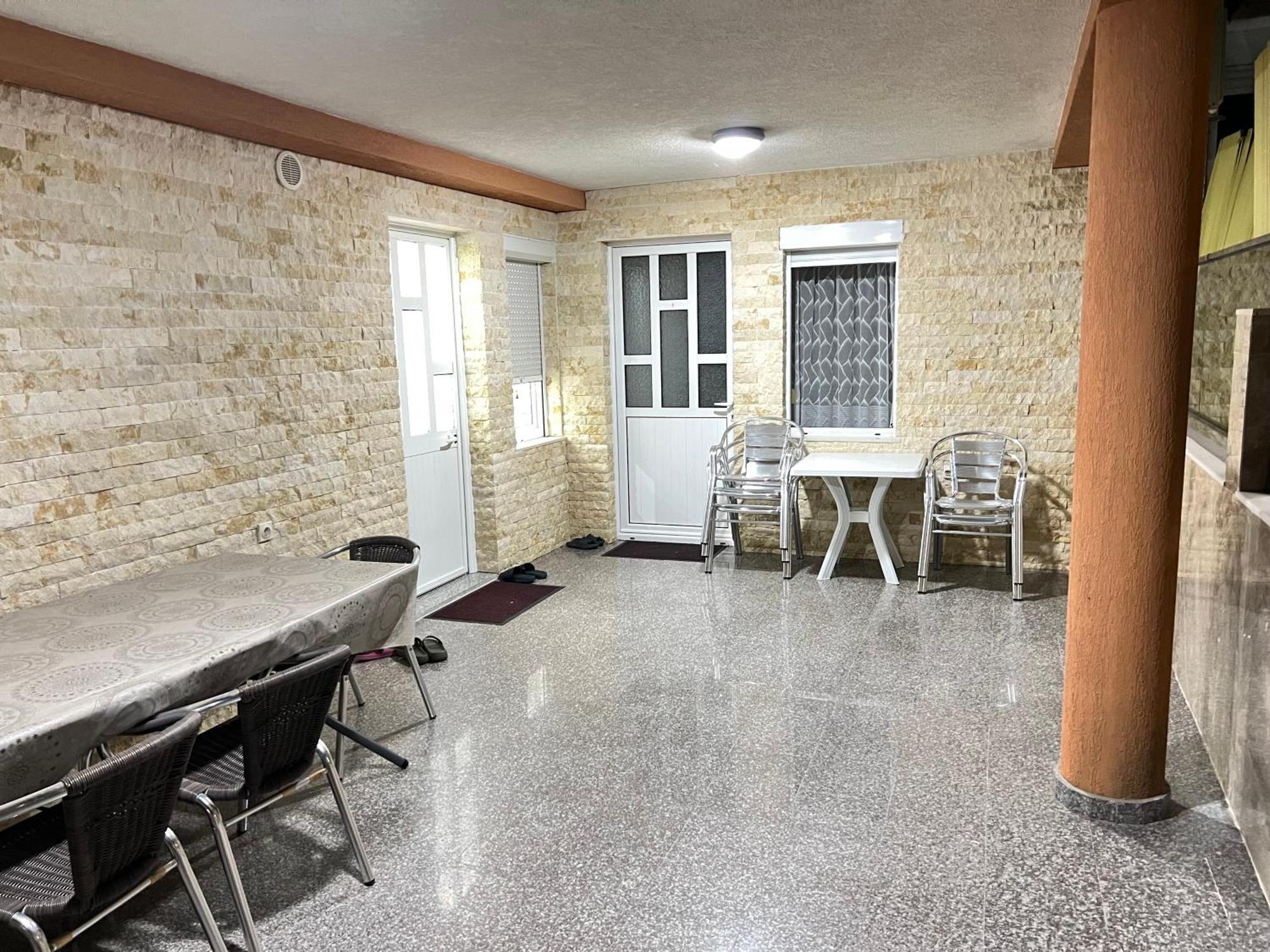 Apartments Zalli ウルツィニ エクステリア 写真