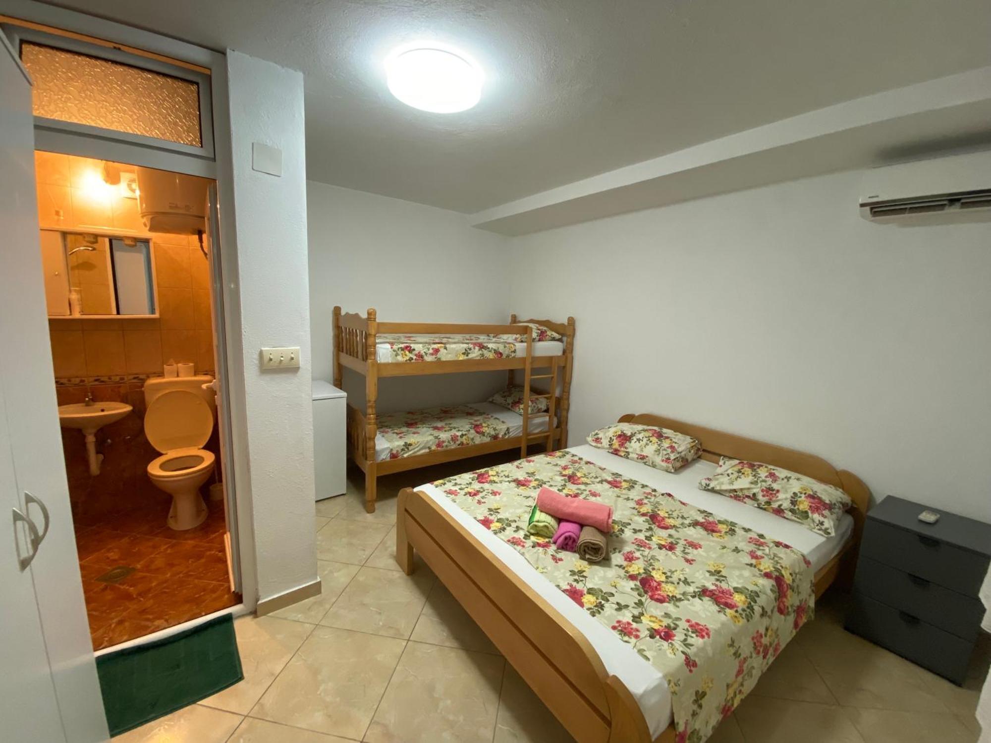 Apartments Zalli ウルツィニ エクステリア 写真