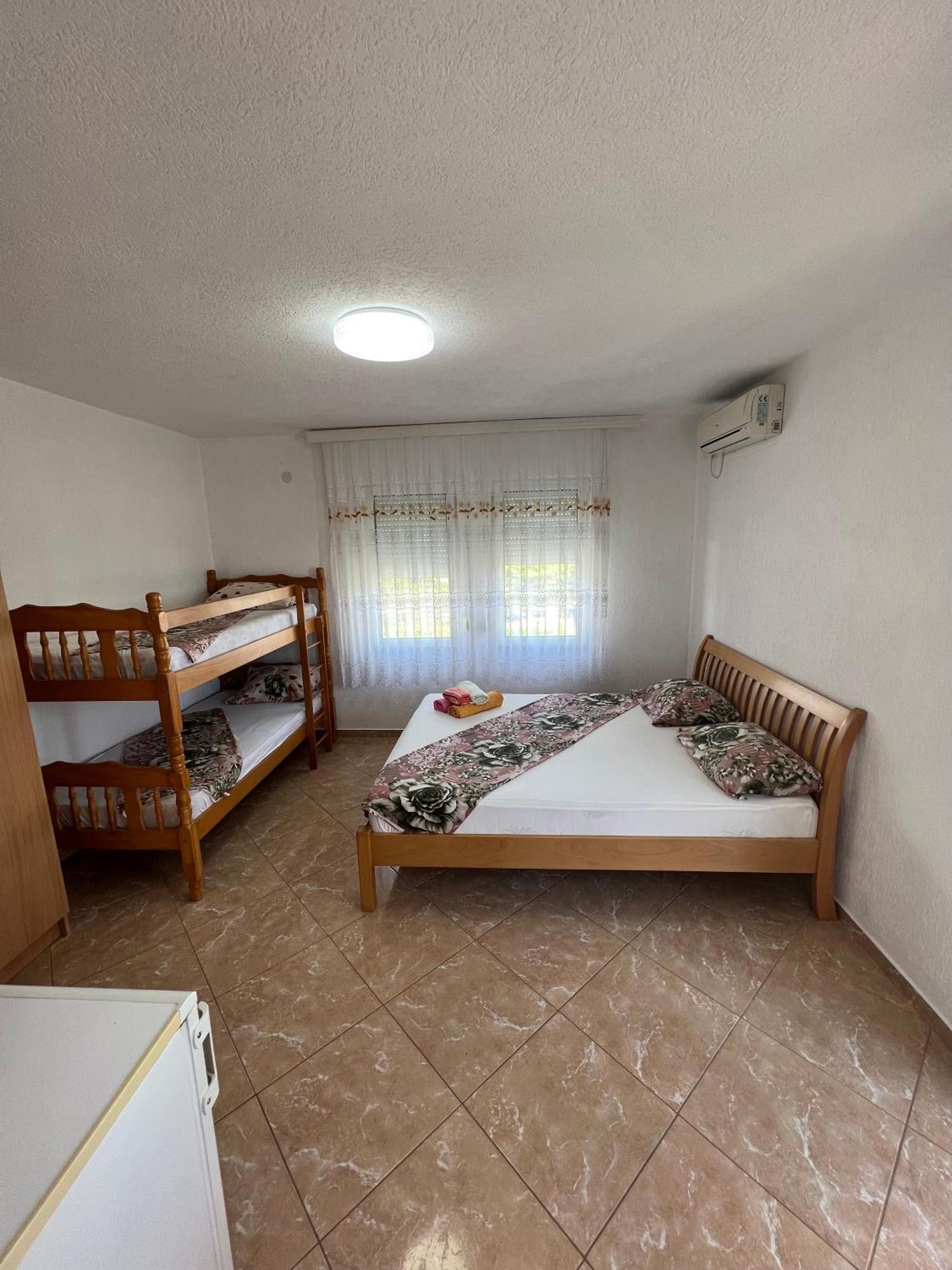 Apartments Zalli ウルツィニ エクステリア 写真