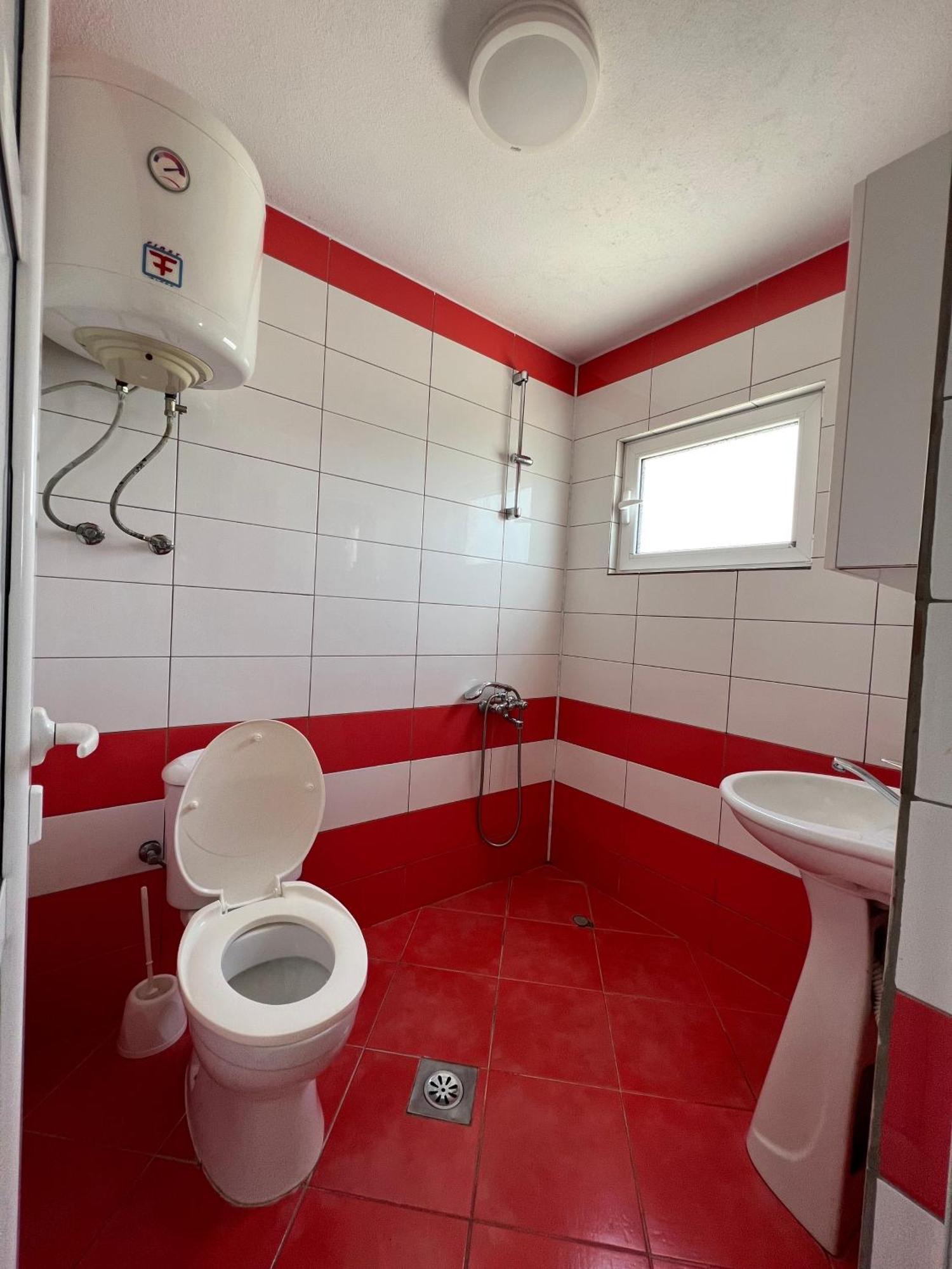 Apartments Zalli ウルツィニ エクステリア 写真